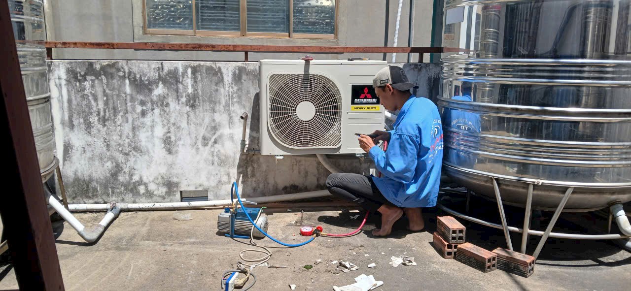 DỊCH VỤ BƠM GAS MÁY LẠNH QUẬN 12