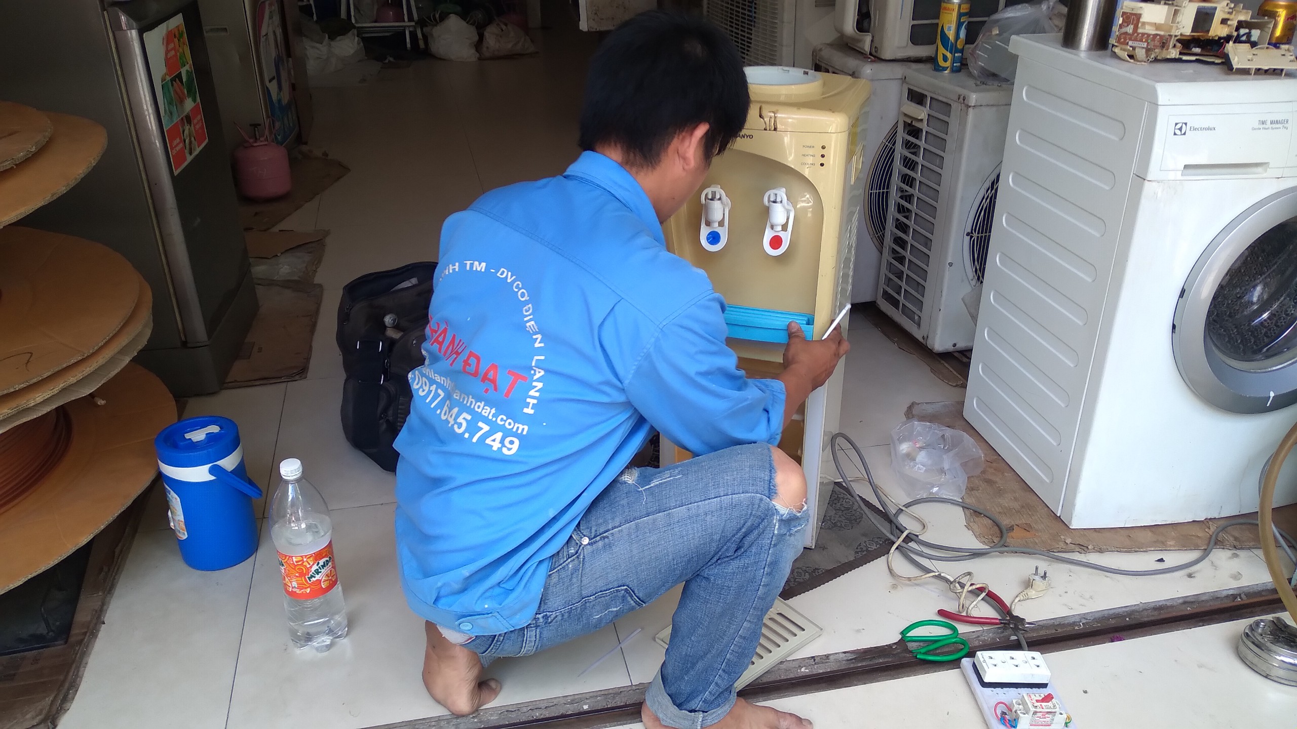Sửa Máy Nước Uống Nóng Lạnh Quận Bình Tân