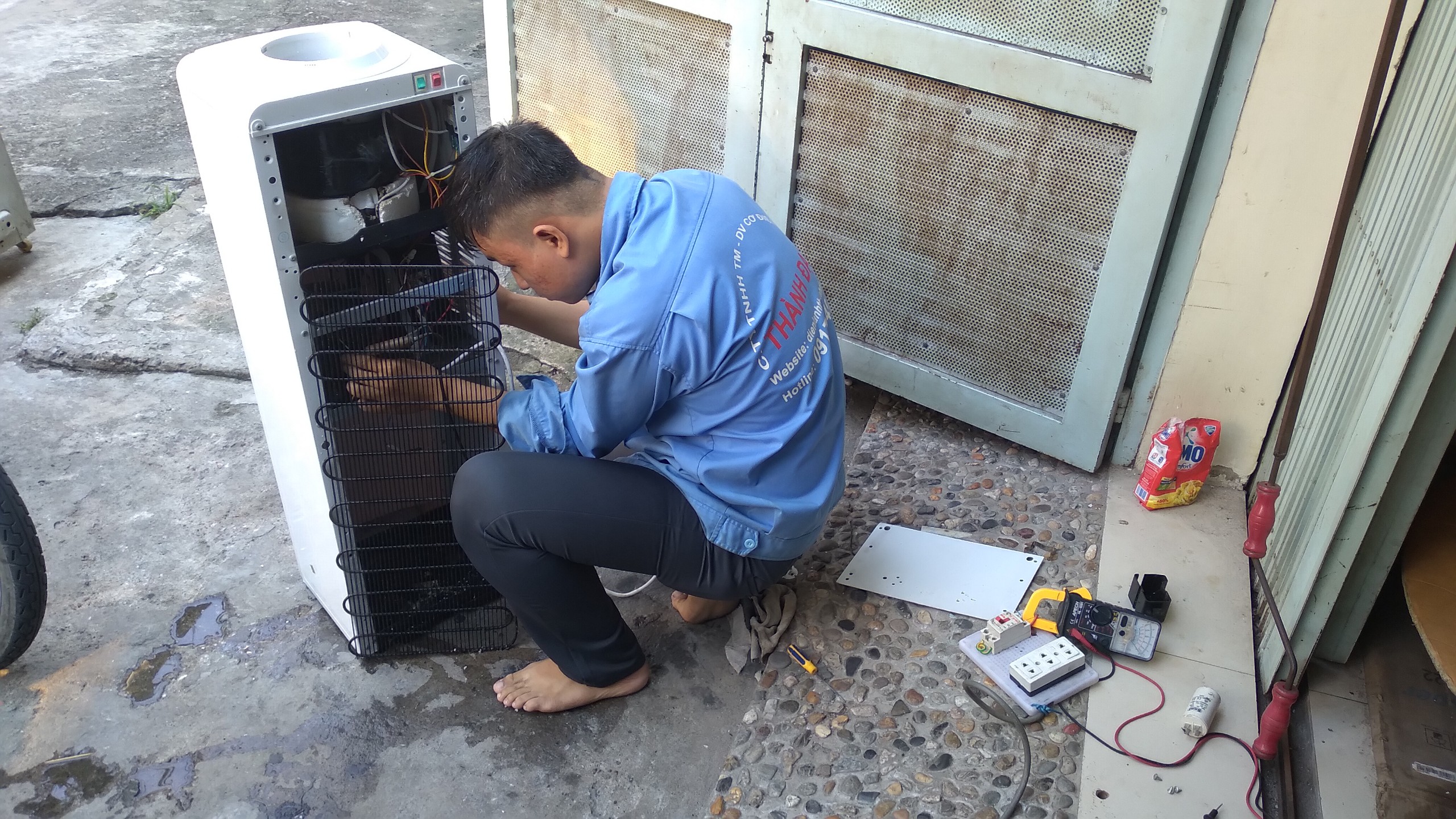 Sửa Máy Nước Uống Nóng Lạnh Quận Phú Nhuận
