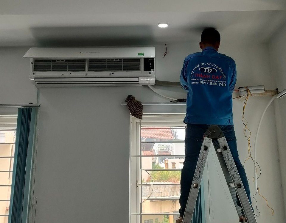 Máy lạnh Gree báo lỗi UF là lỗi gì