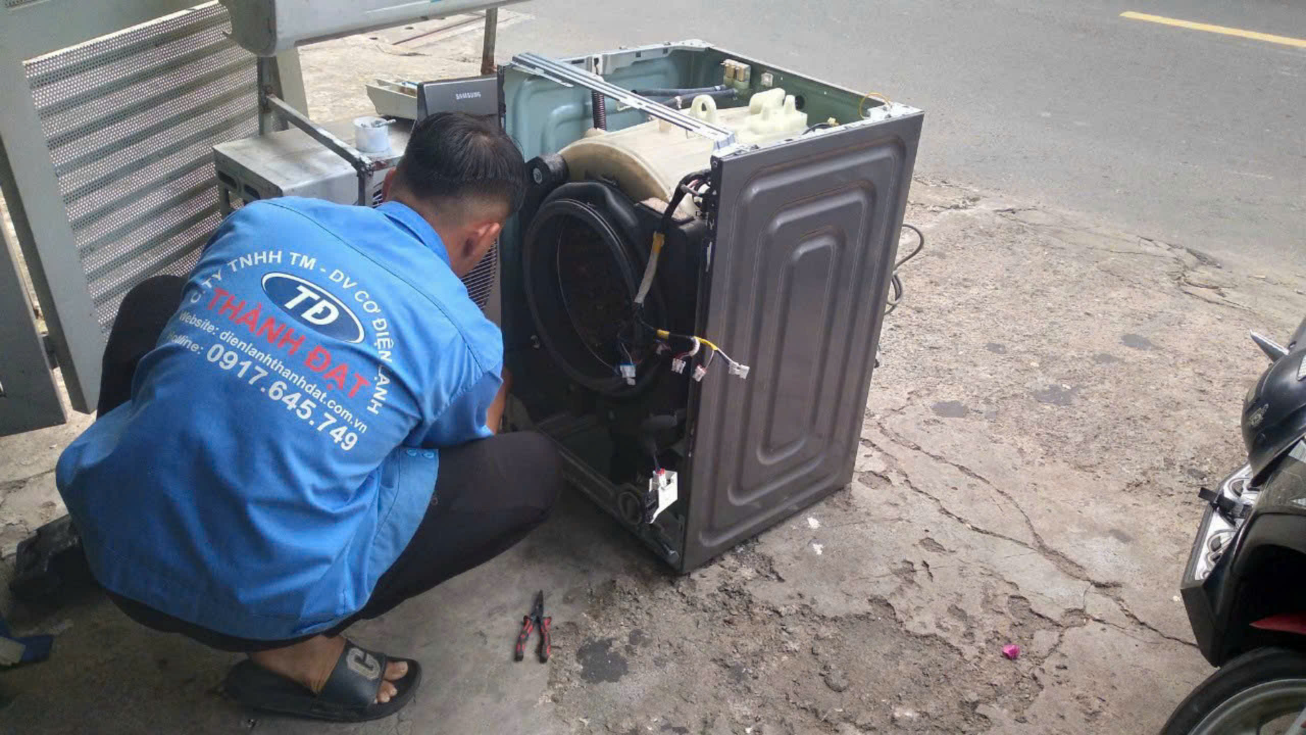 Máy giặt Toshiba báo lỗi E21 – Nguyên nhân và cách khắc phục